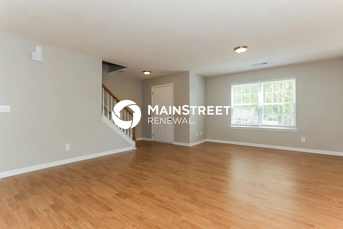 Living Room - 3511 Devon Chase Rd