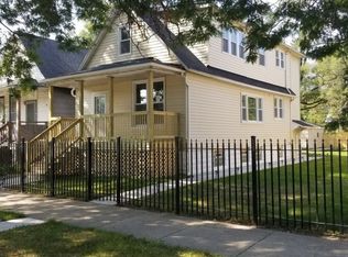 10918 S Edbrooke Ave, Chicago, IL 60628
