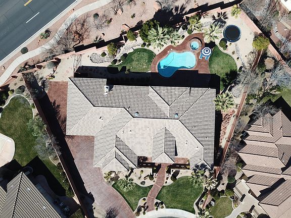 5th image of 1454 N Sweetwood Dr