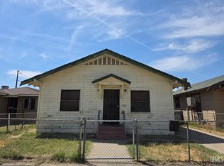 2225 O St, Bakersfield, CA 93301