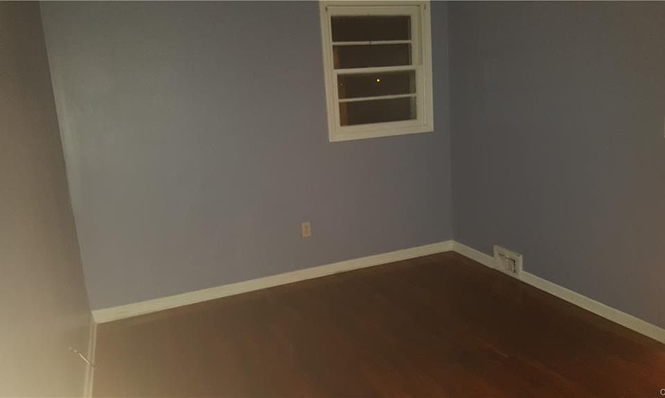 1st image of 113 Dearborn Pl