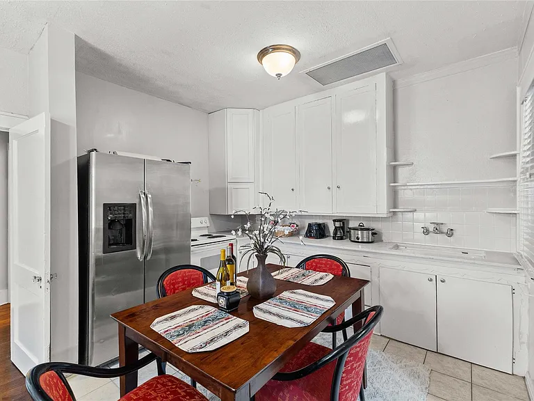 2511 Whitney St #A — Photo 9
