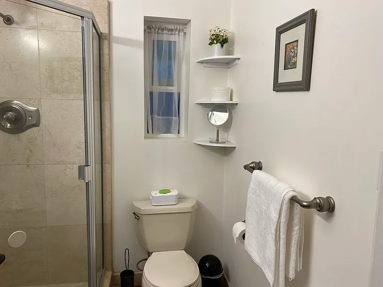 2921 Renault St — Photo 23