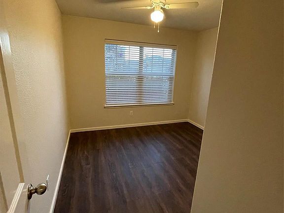 4th image of 536 Hidden Dale Dr