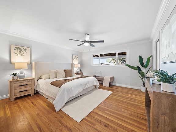 2nd image of 3825 Grandview Pl #1