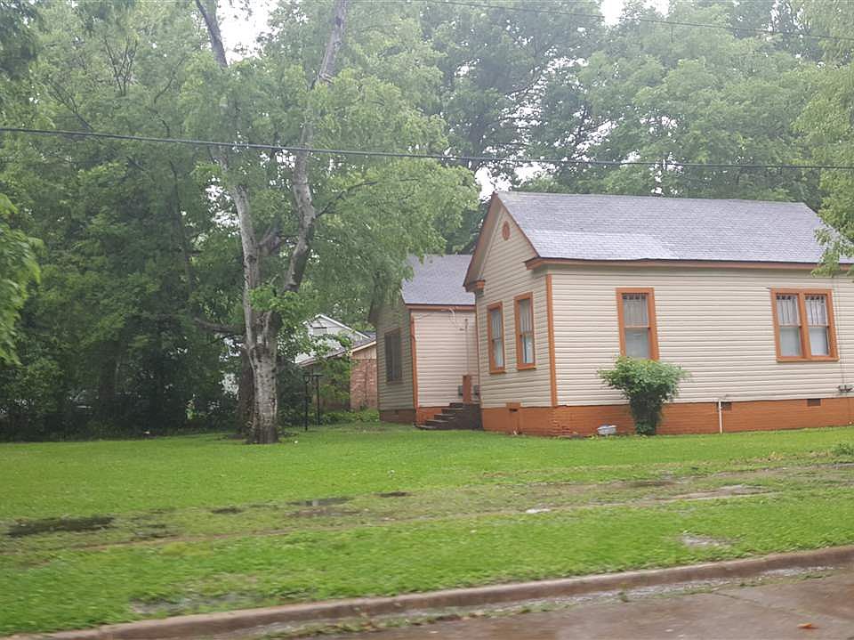 2nd image of 426 Webster St