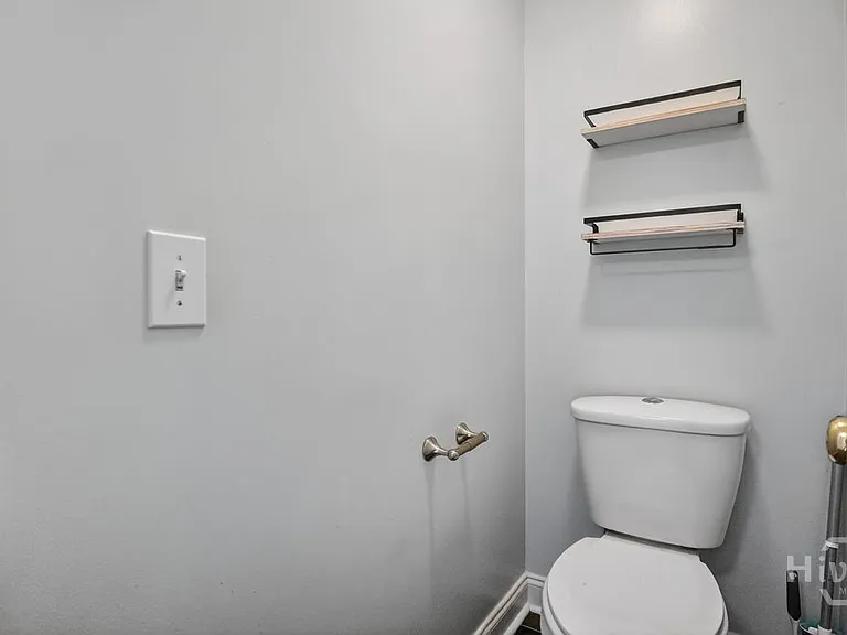 354 E Creek Bnd — Photo 23