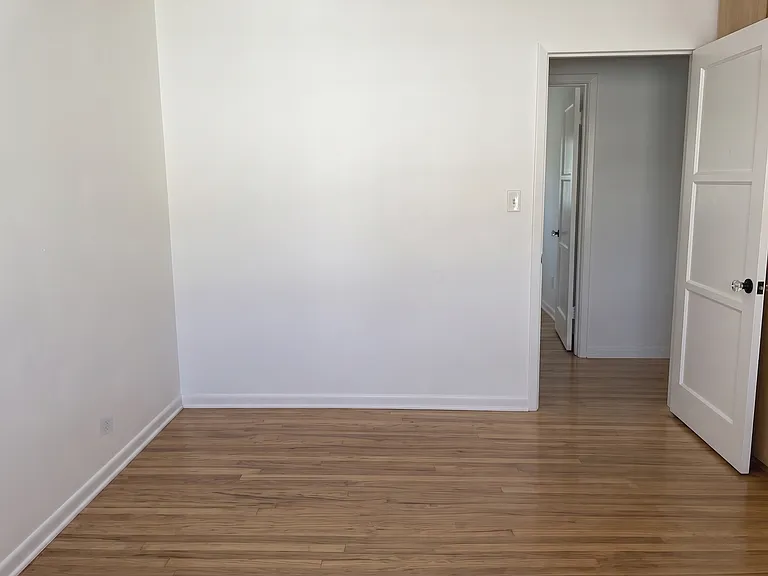Alternate second bedroom view