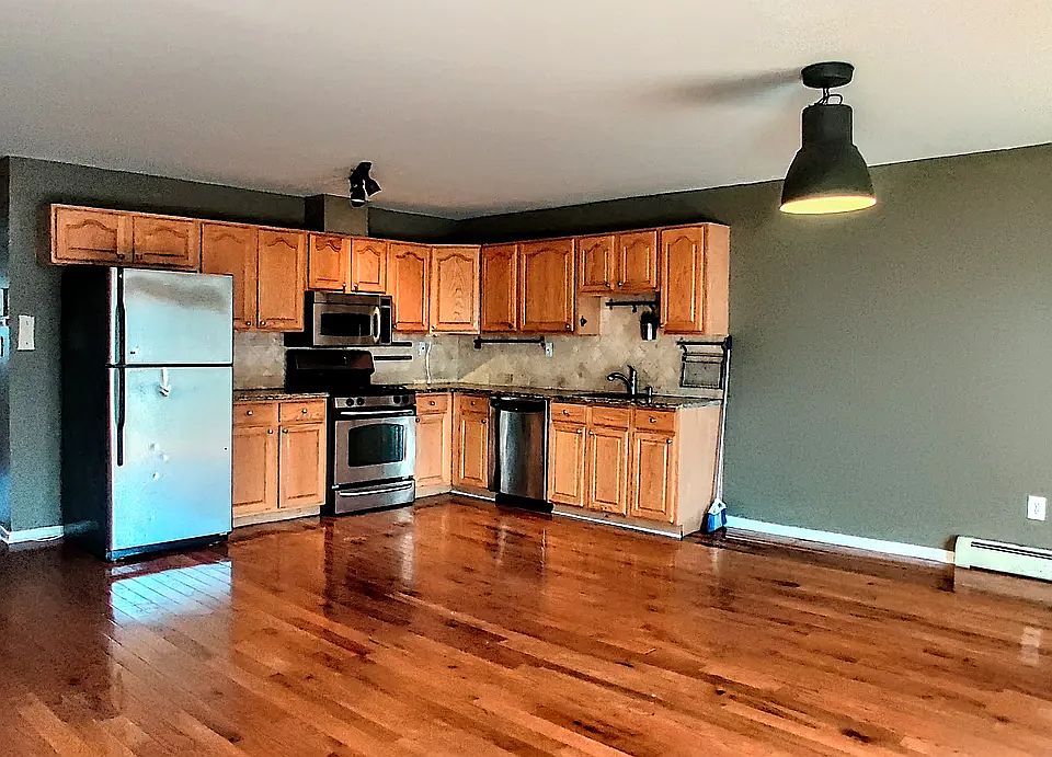 10 Pennyfield Ave APT 8B, Bronx, NY 10465 Zillow