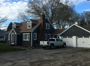 63 Peck Hill Rd, Johnston, RI 02919