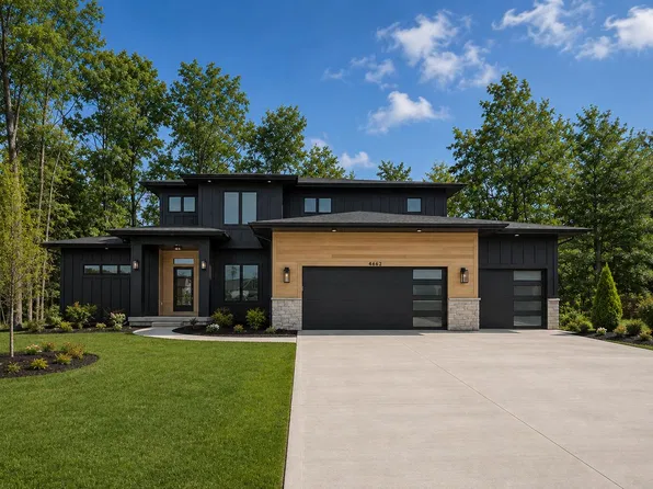5563 Kingsfield Dr, Grandville, MI 49418