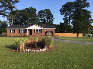 324 Winchester Rd, Jacksonville, NC 28546