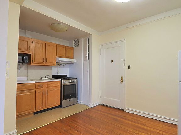 5th image of 1500 Ocean Pkwy APT 6G