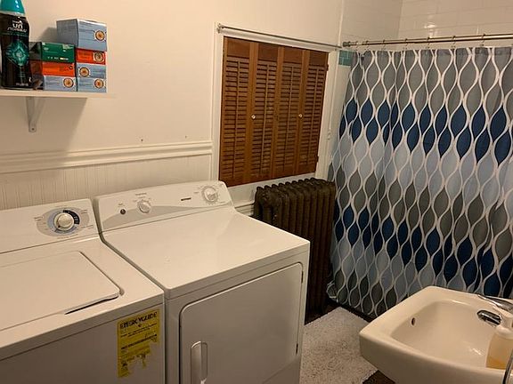 2nd image of 108 N Main St Unit A