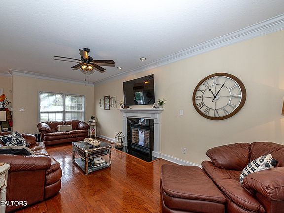 5th image of 5909 Rhyne Cove Ln