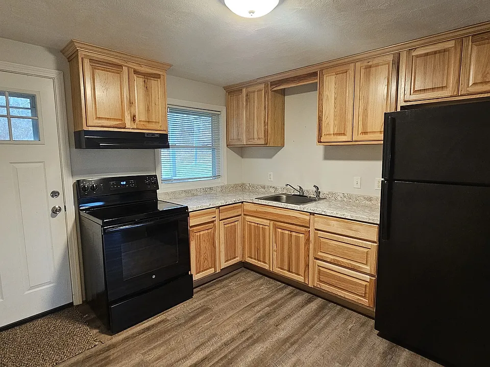 278 Dresser Hill Rd #6