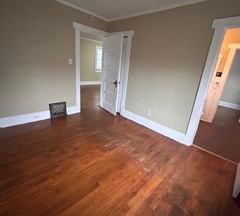 5th image of 1644 30th St
