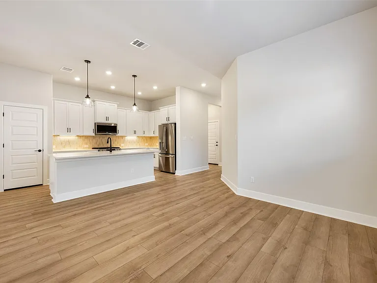 140 Cibolo Creek Loop — Photo 20