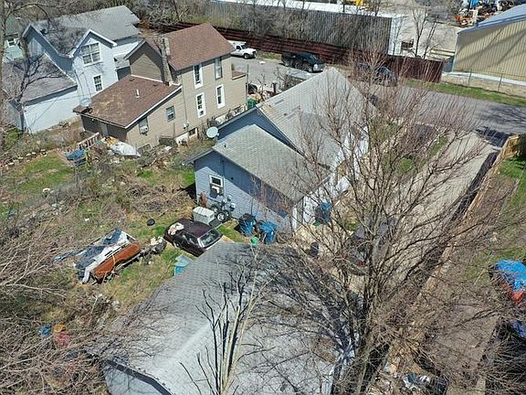 4th image of 523 Lehman Ave