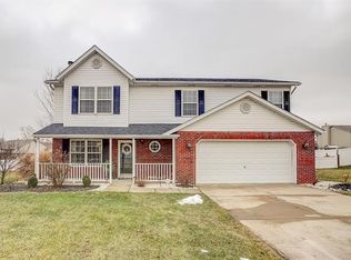 216 Remington Ct, Troy, IL