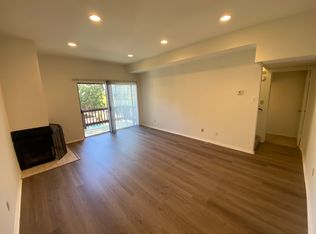 11425 Rochester Ave #17, Los Angeles, CA 90025