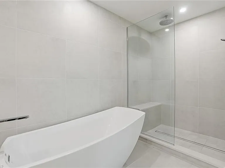 1130 3rd Ave S #109 — Photo 19