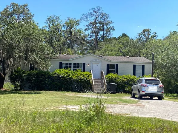 70 Harding St, Beaufort, SC 29902