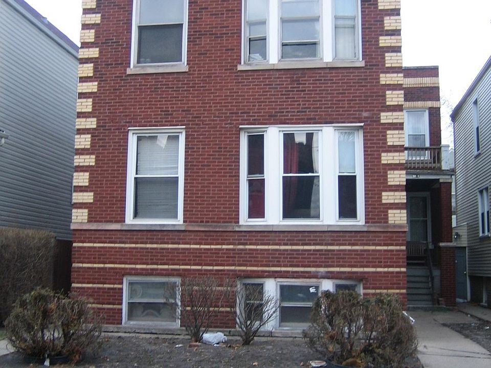 1st image of 3071 N Haussen Ct #2R