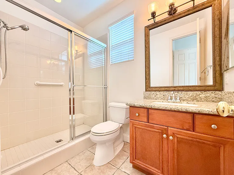 13835 Kerry Ln — Photo 25