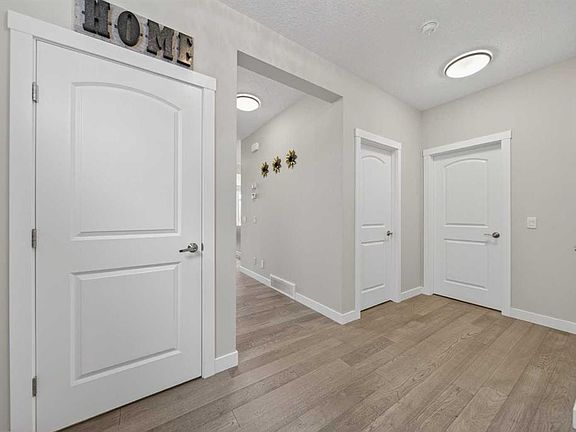 4th image of 234 W Grove Point SW