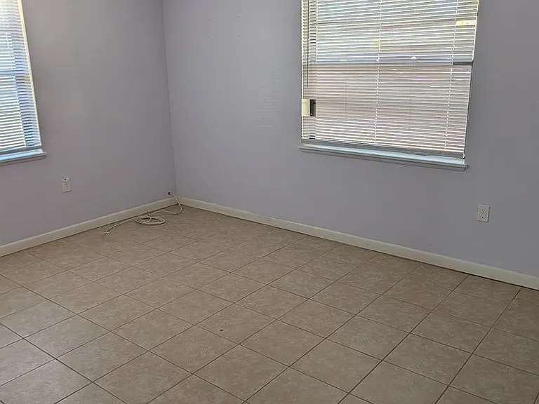 814 Saint Clair Abrams Ave — Photo 5