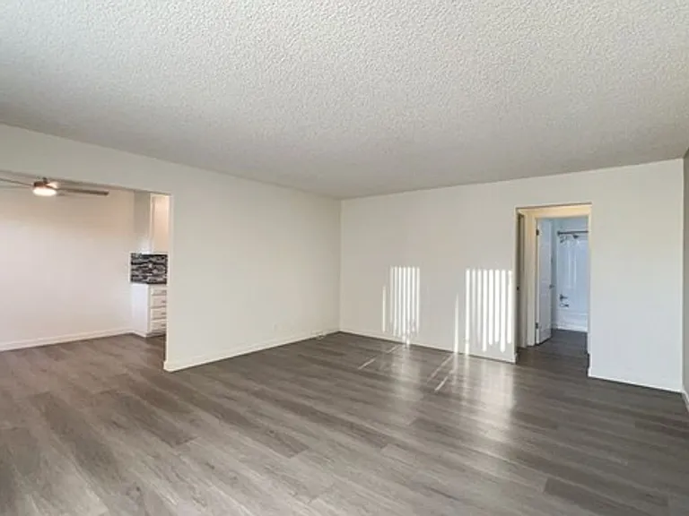 Arrowhead Apartments — Photo 20