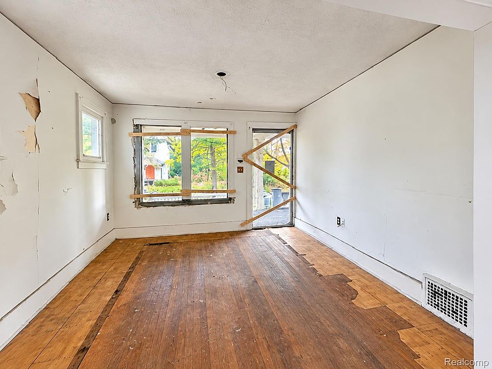1929 Florence St, photo 2
