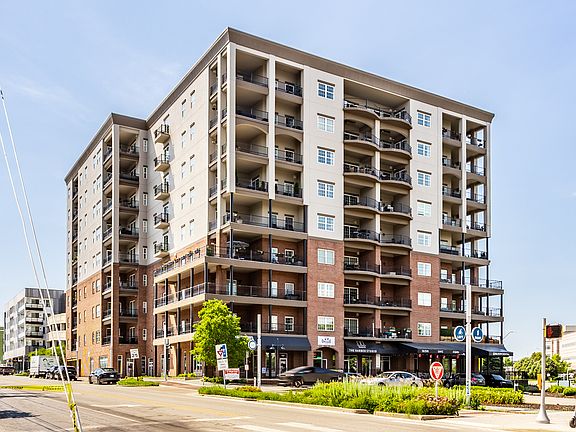 3rd image of 435 Virginia Ave Unit 203