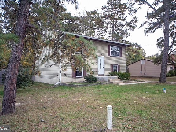 2nd image of 205 Seneca Trl