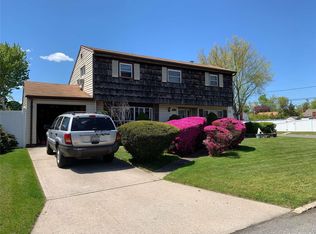 44 Orient Ave, Brentwood, NY 11717