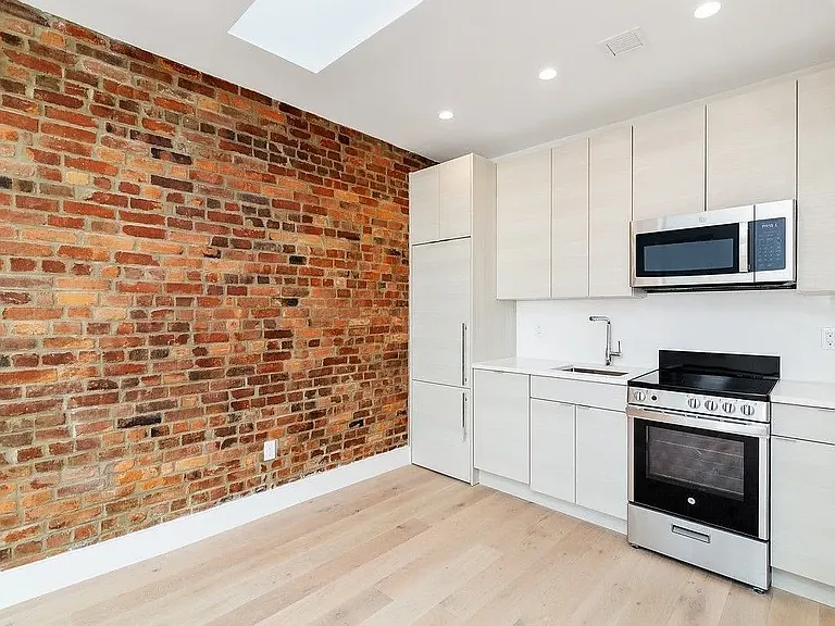 333 Warren St #4RR — Photo 6