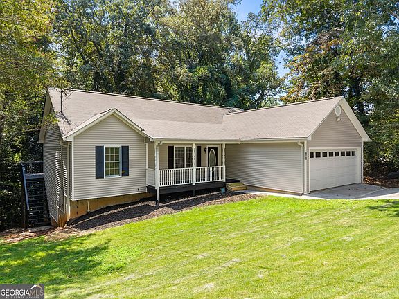 4th image of 473 Christopher Dr