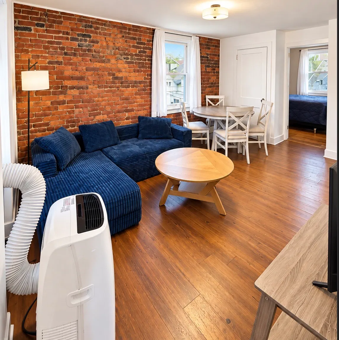 2 bed, $2,500 — Photo 1