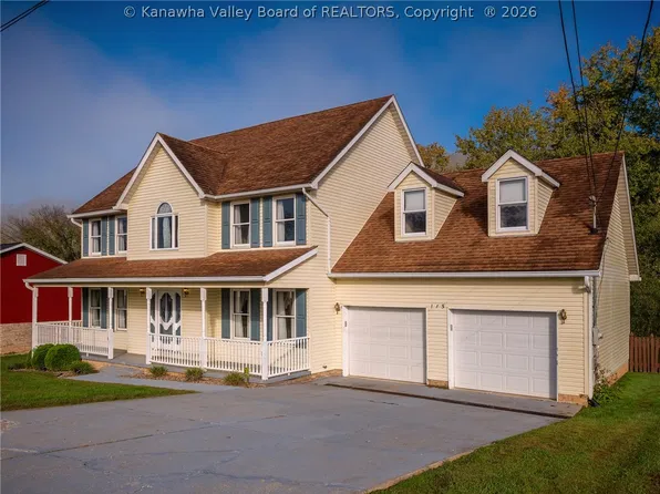 115 Rosewood Dr, Hurricane, WV 25526