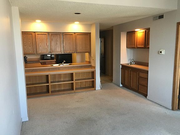 5th image of 139 N 11th St APT 1104