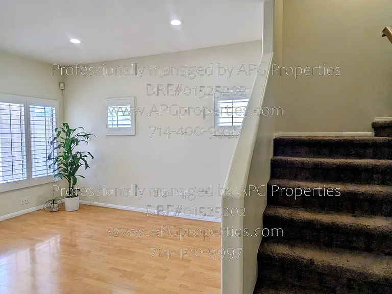 141 S Pritchard Ave — Photo 11