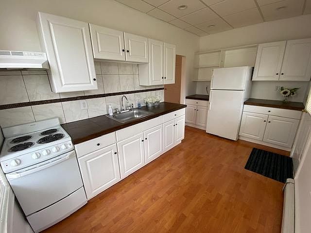 kitchen overview
