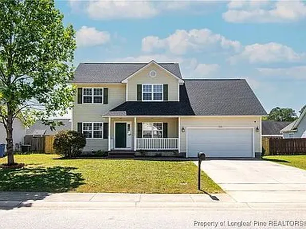 1512 Belews Creek Ln, Fayetteville, NC 28312