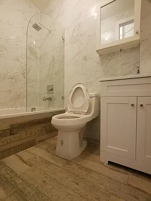 Rented by Evergreen Apartments BK | media 10