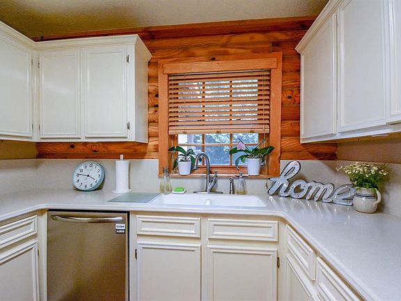 2nd image of 12133 Goliad Ln