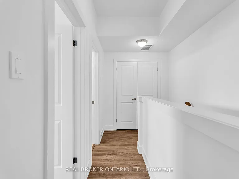 17 Centre St #311 — Photo 27