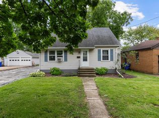 1200 Lawe St, Kaukauna, WI 54130