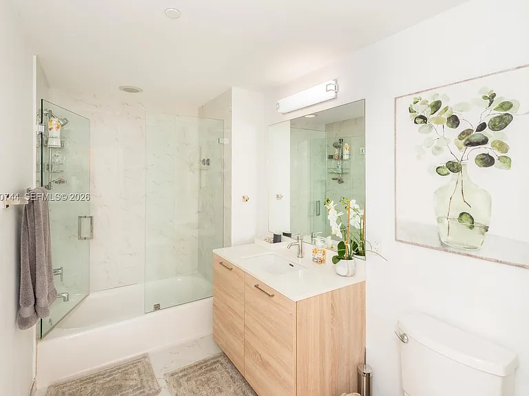 16385 Biscayne Blvd #2304 — Photo 15