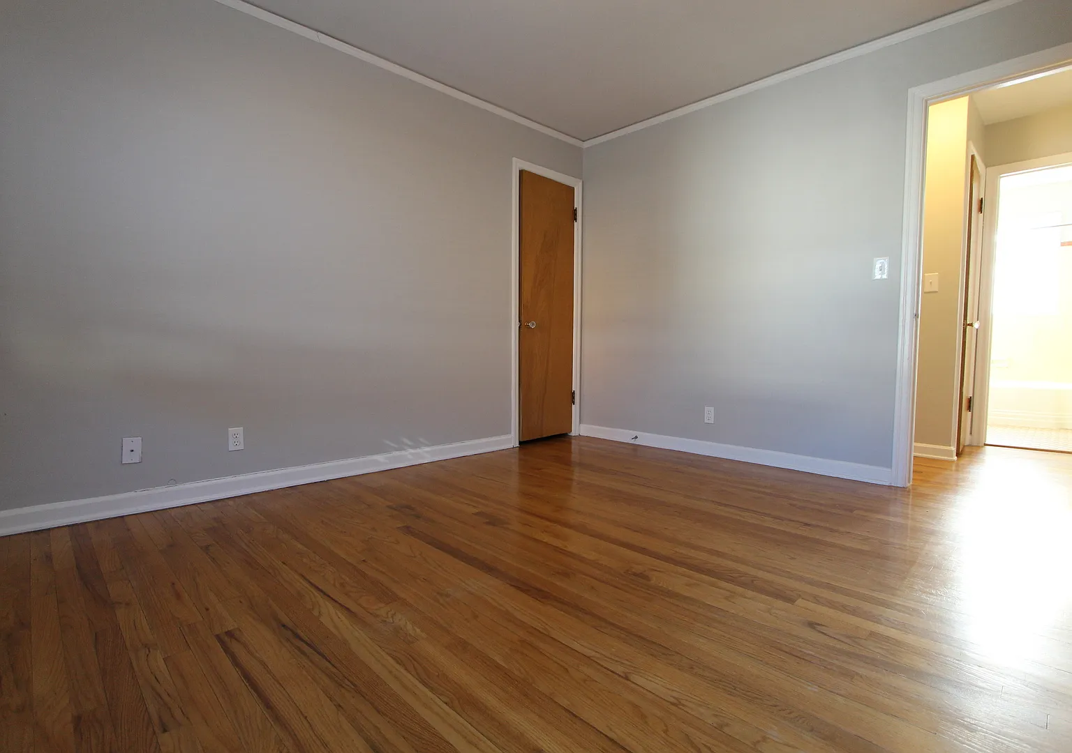 The Tiverton — Photo 1